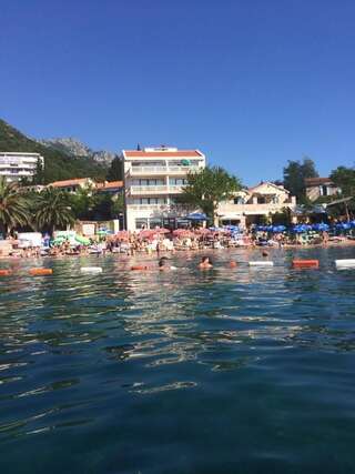 Апартаменты Andaluni Beach Apartments Пржно Апартаменты с видом на море-37